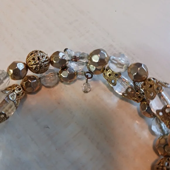 Beautiful Beaded Bracelet - Picture 3 of 3